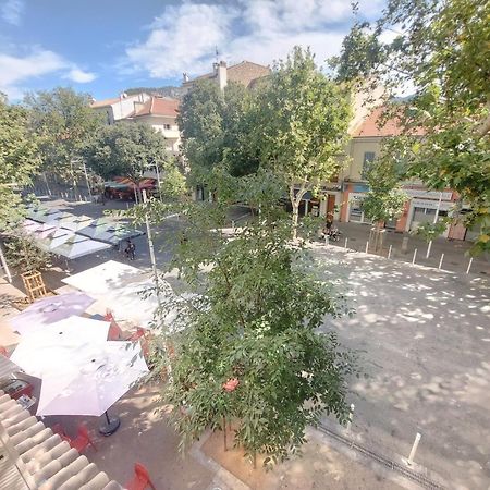 Charmant Appartement Pres Du Marche, Gare Et Port A 5Mn Toulon Luaran gambar