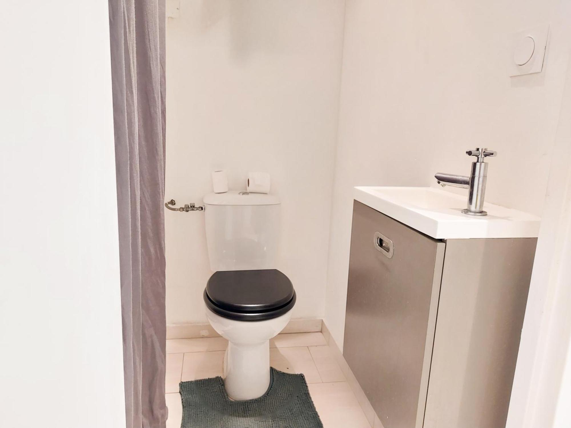 Charmant Appartement Pres Du Marche, Gare Et Port A 5Mn Toulon Luaran gambar